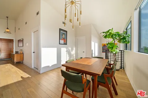 $1,750,000 | 3469 Glenalbyn Drive, Los Angeles, CA 90065