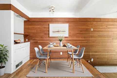 $1,300,000 | 410 Franklin Street, Cambridge, MA 02139