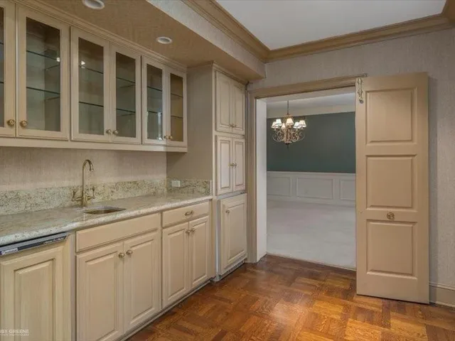 $299,000 | 18 Dudley Square, Shreveport, LA 71106