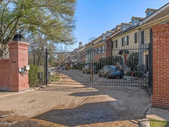 $299,000 | 18 Dudley Square, Shreveport, LA 71106