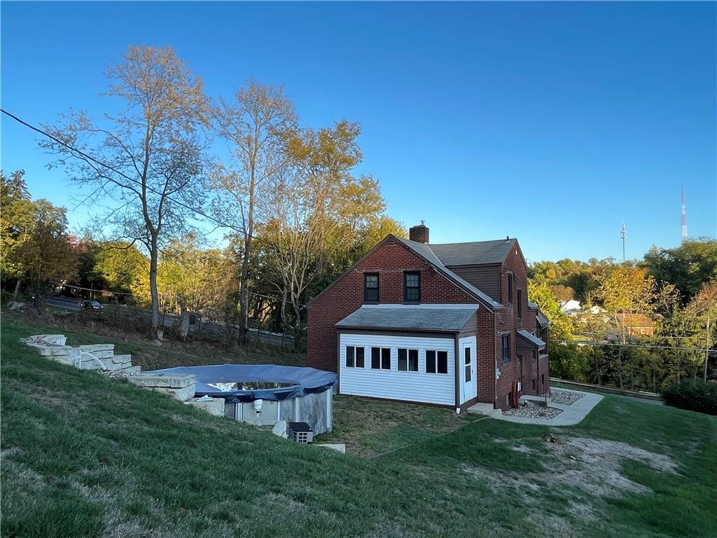 809 Locust Avenue Washington, PA 15301 - Photo 26 of 27 a view of a house with a big yard