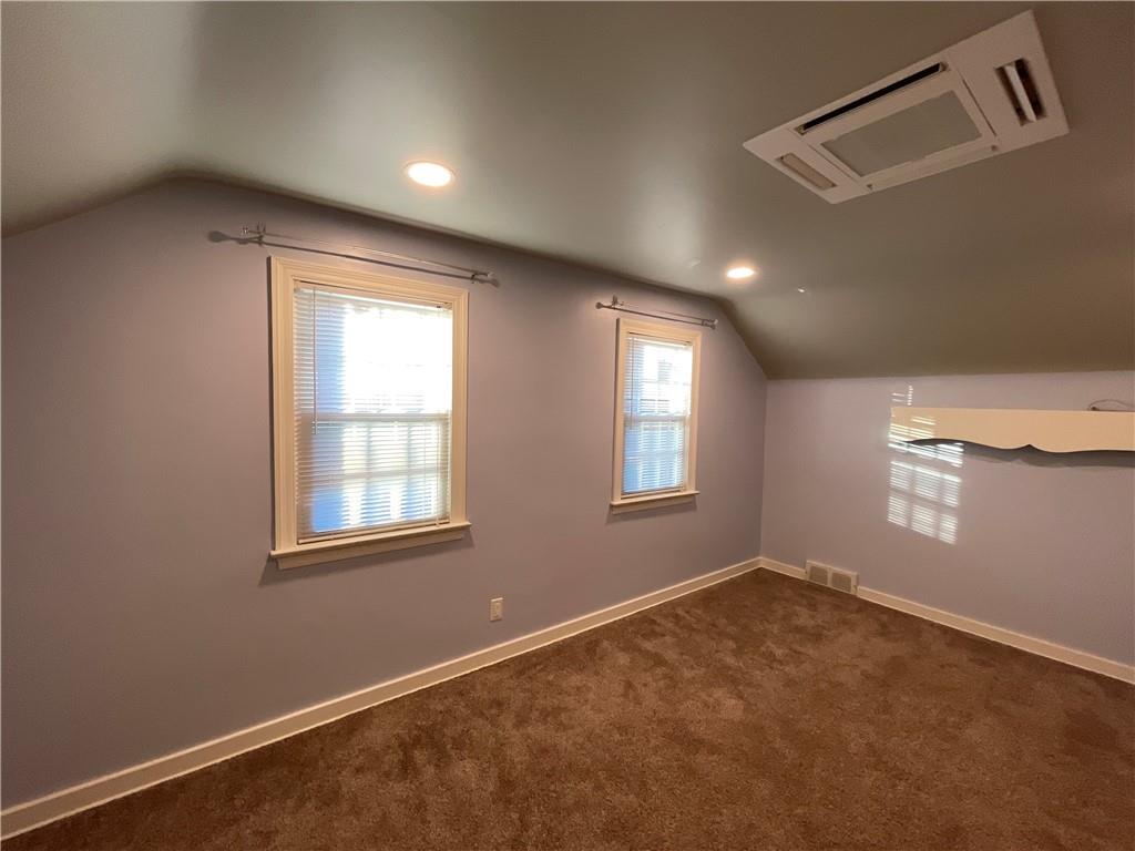 809 Locust Avenue Washington, PA 15301 - Photo 6 of 27 an empty room with windows