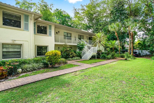 $6,900 | 22 Westgate Lane, Unit E, Boynton Beach, FL 33436