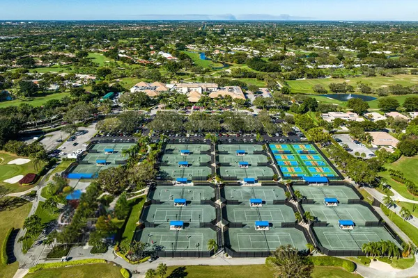 $6,900 | 22 Westgate Lane, Unit E, Boynton Beach, FL 33436