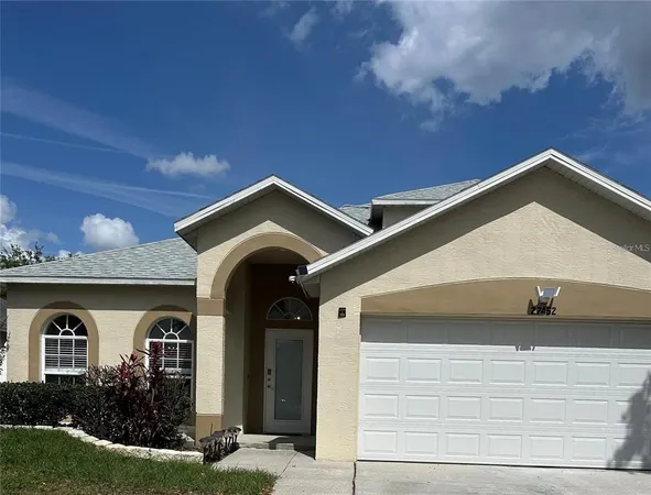 $2,950 | 27452 Sky Lake Circle, Wesley Chapel, FL 33544