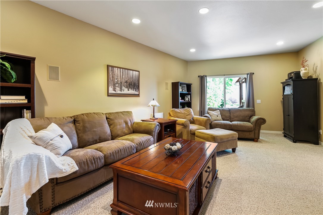 7031 Dahlberg Road Ferndale, WA 98248 - Photo 17 of 40 Gallery Image 17