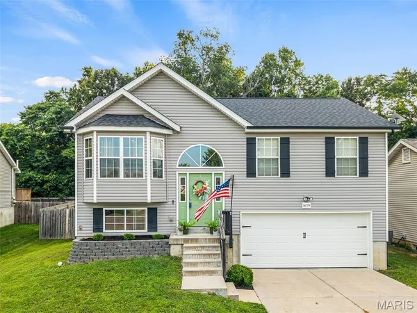 $269,900 | 1679 Waters Edge Way, Pevely, MO 63070