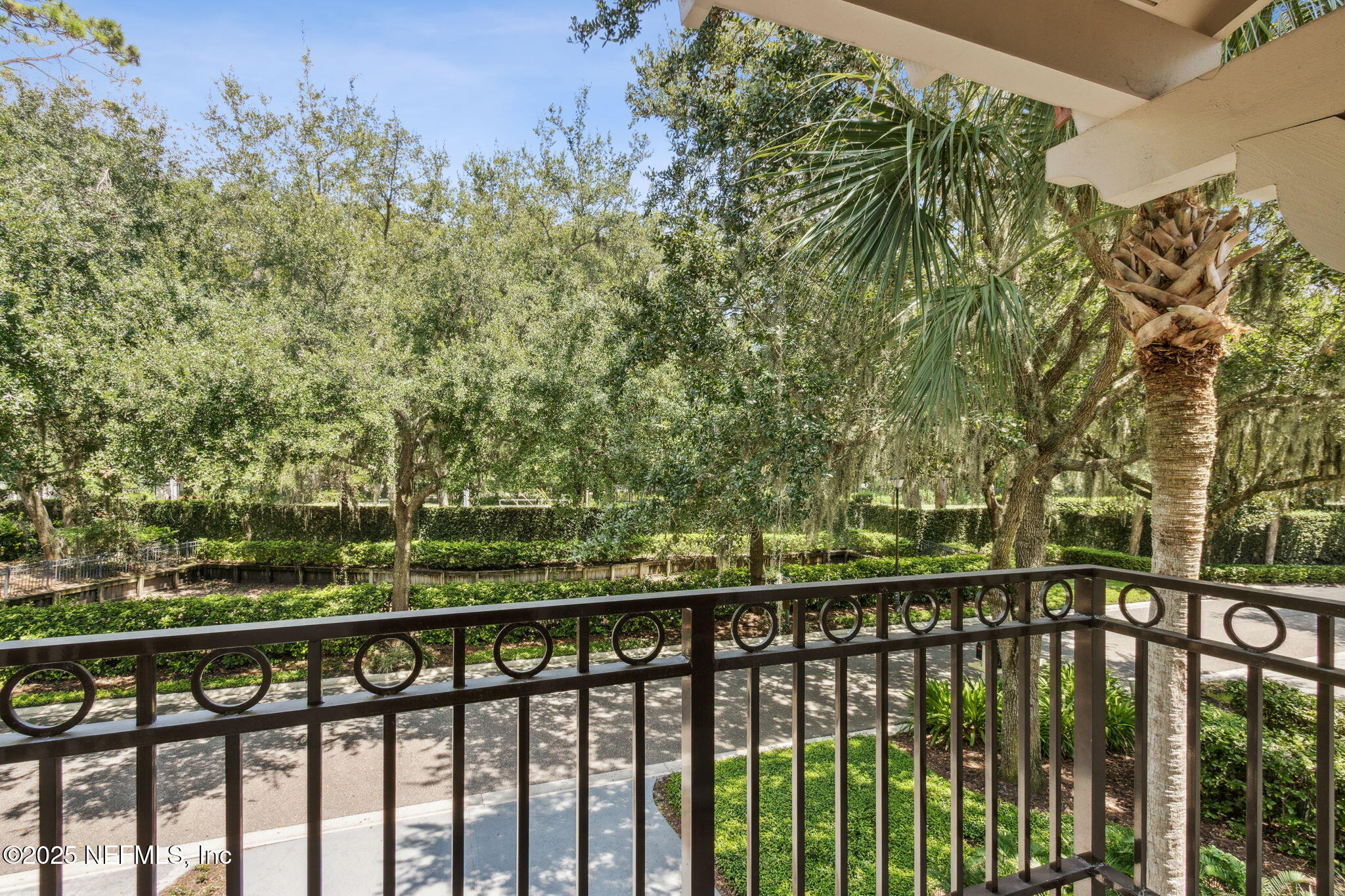 95032 Spring Tide Lane Fernandina Beach, FL 32034 - Photo 23 of 50 a view of a balcony