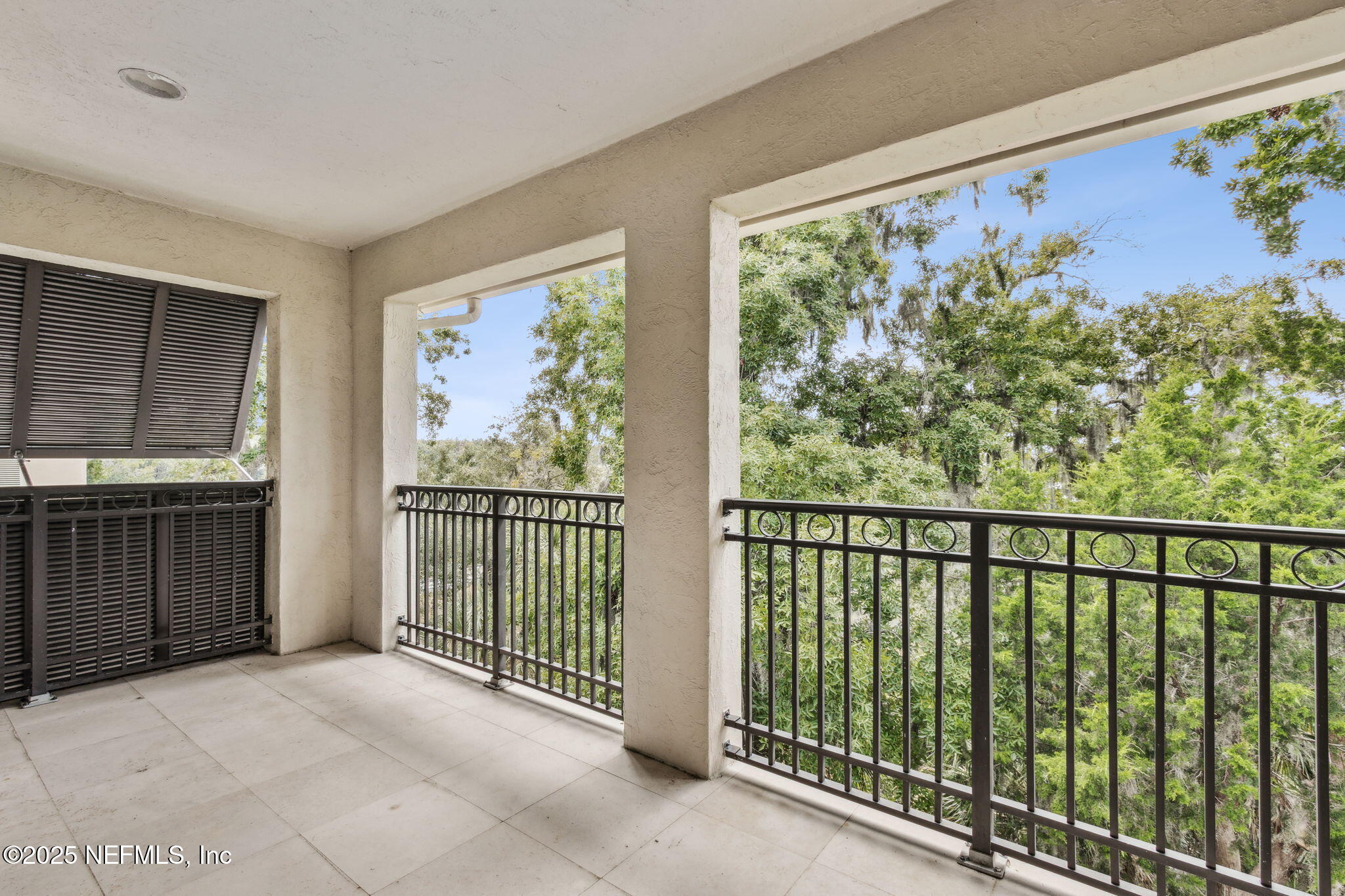 95032 Spring Tide Lane Fernandina Beach, FL 32034 - Photo 33 of 50 a view of a balcony