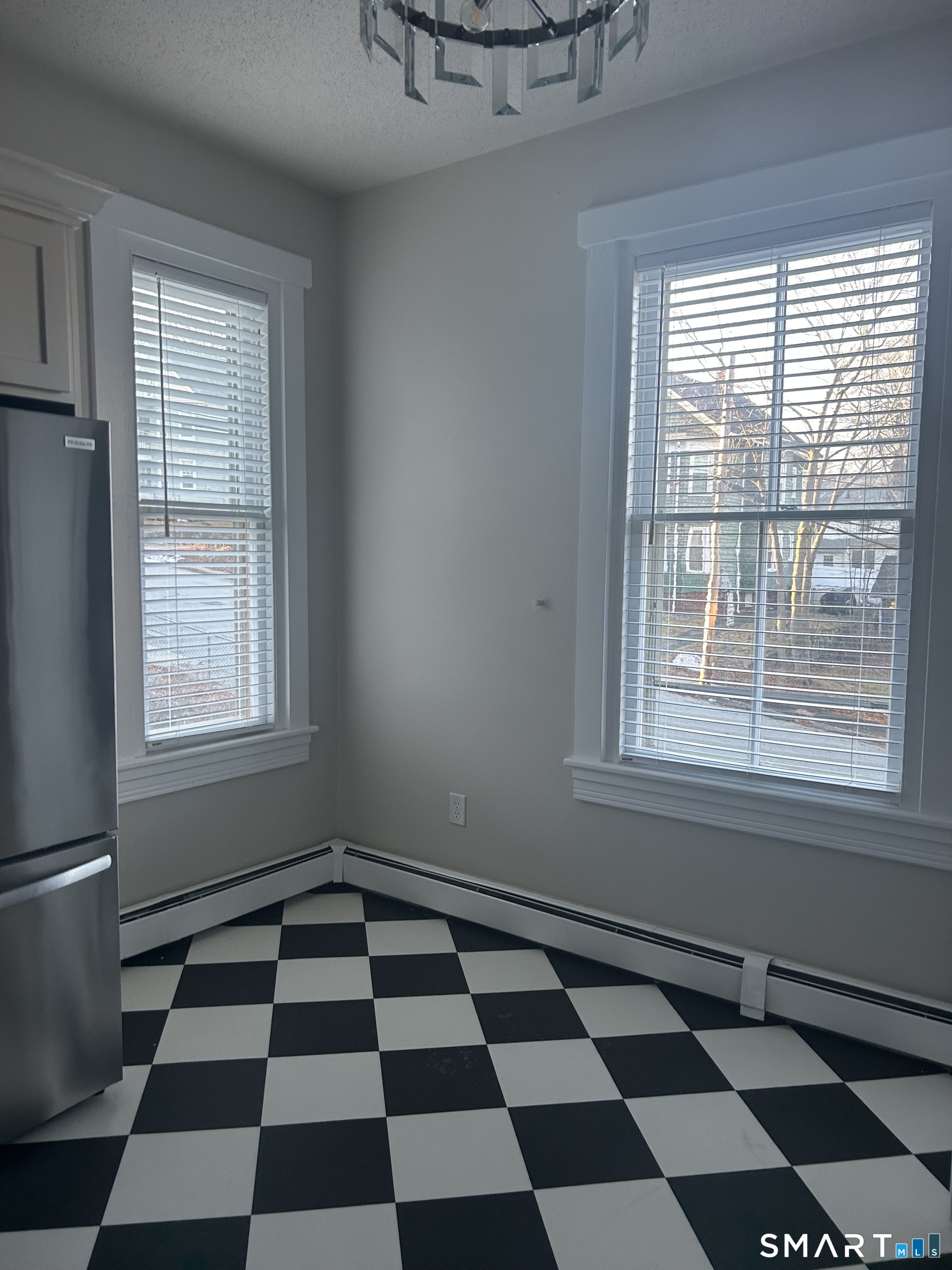 214 Broadway, Unit 3 Norwich, CT 06360 - Photo 3 of 12