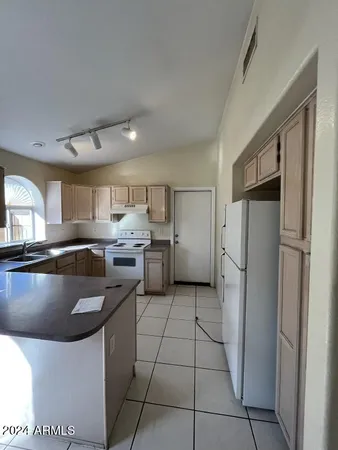 $2,095 | 1831 West Derringer Way, Chandler, AZ 85224