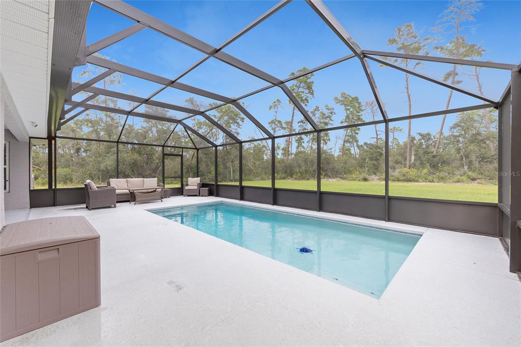8381 North Wayside Avenue Dunnellon, FL 34433 - Photo 31 of 37 a view of a indoor swimming pool