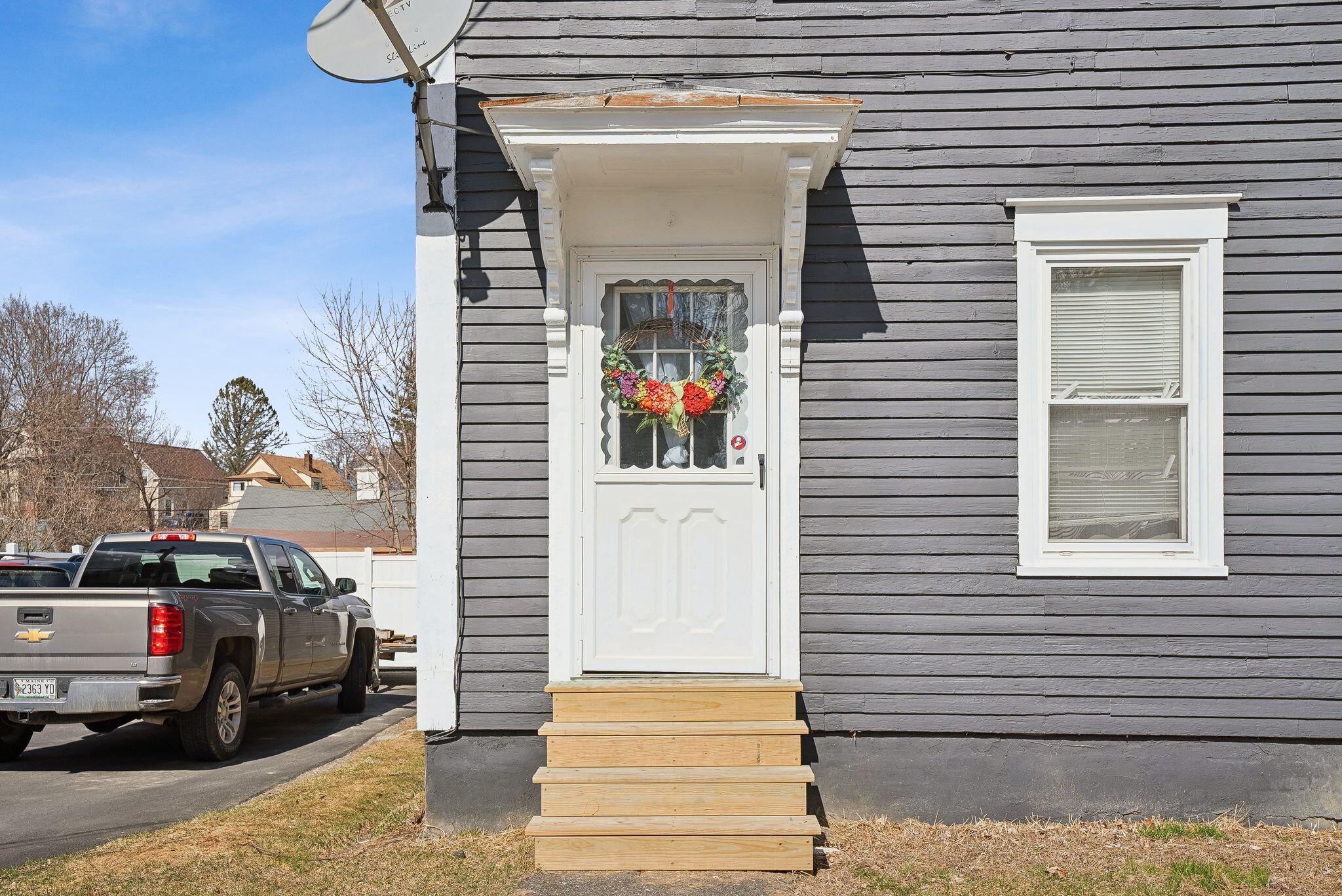 5 Gray Street Waterville, ME 04901 - Photo 4 of 32 4_DSC06312