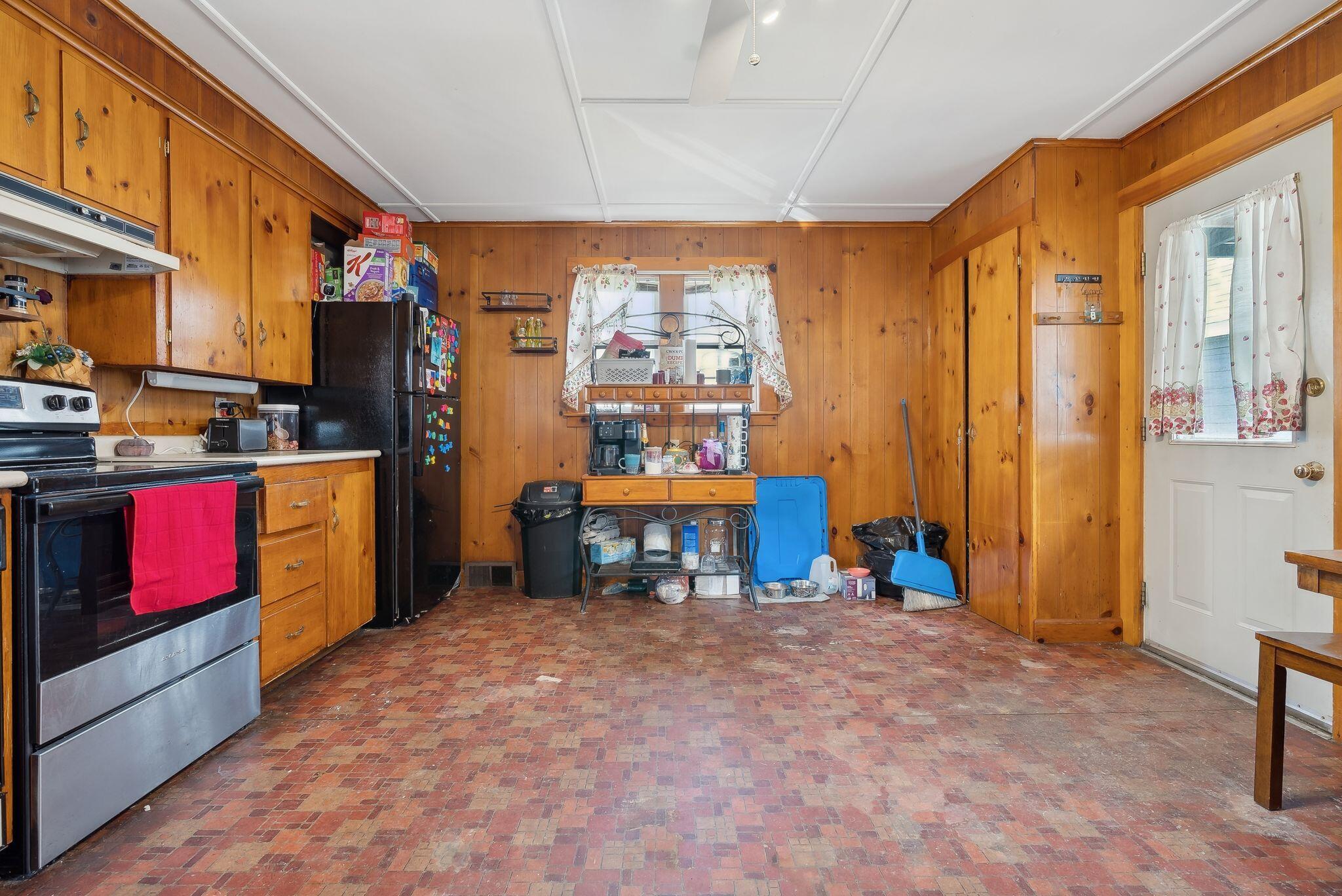 5 Gray Street Waterville, ME 04901 - Photo 10 of 32 10_DSC06162