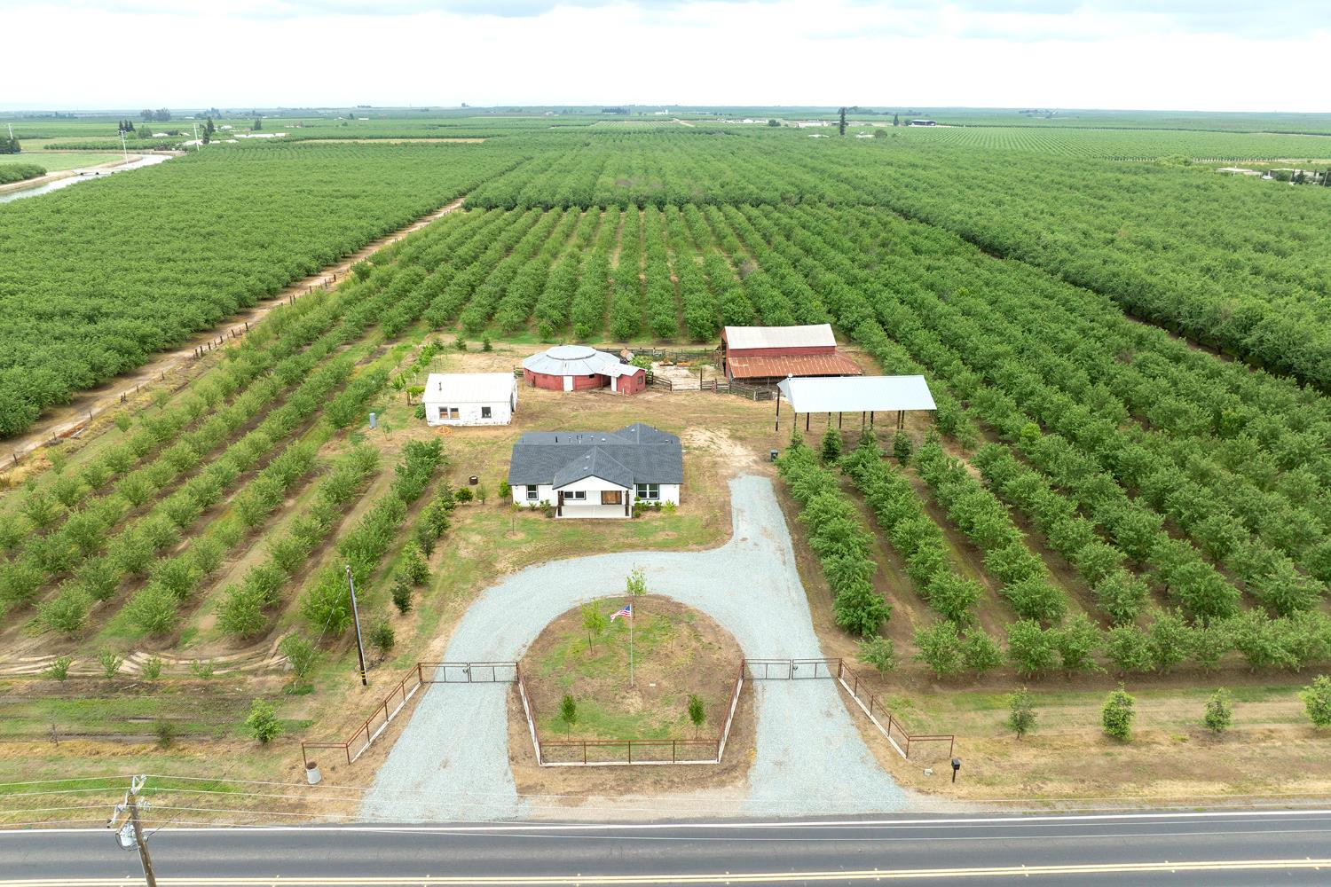 1342 Hickman Road Hickman, CA 95323 - Photo 38 of 48