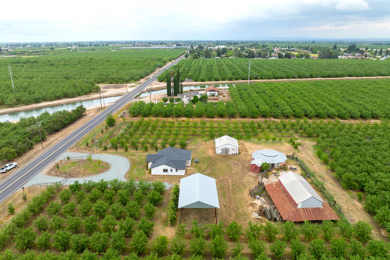 1342 Hickman Road Hickman, CA 95323 - Photo 4 of 48