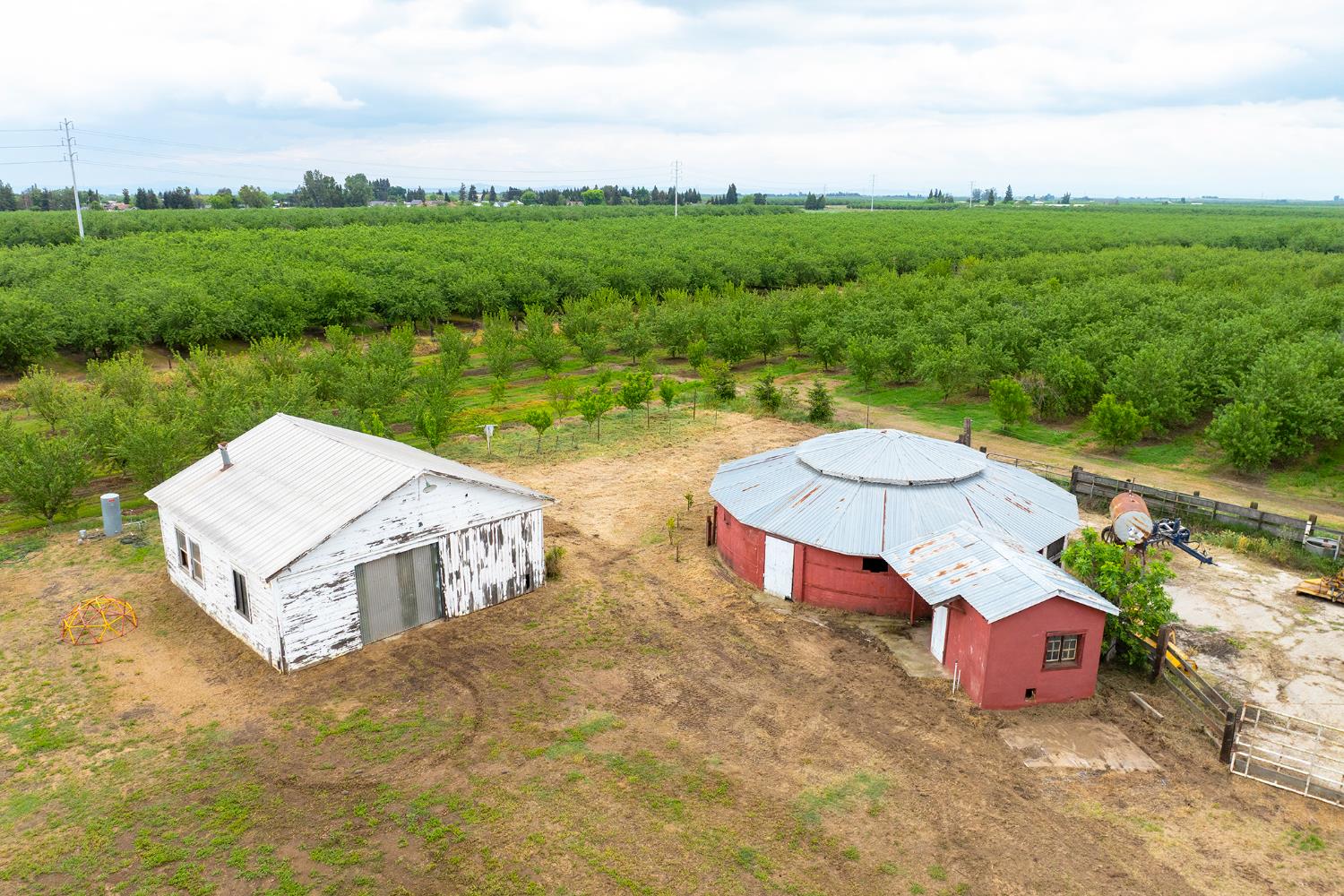 1342 Hickman Road Hickman, CA 95323 - Photo 5 of 48