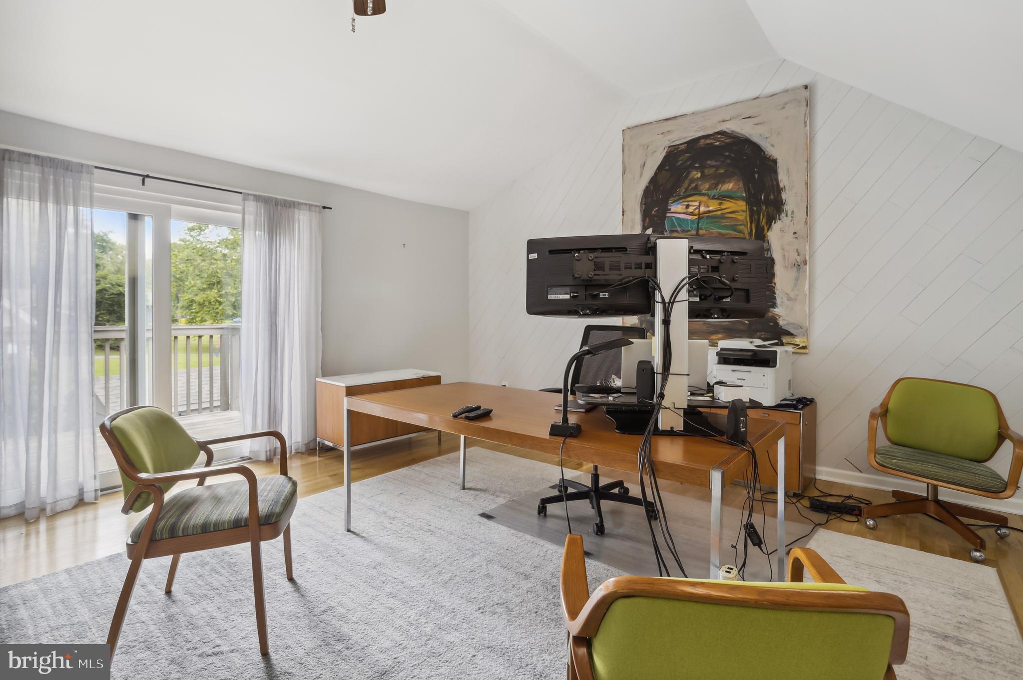 27 Wilelinor Drive Edgewater, MD 21037 - Photo 20 of 35 Bonus Room with Large Balcony