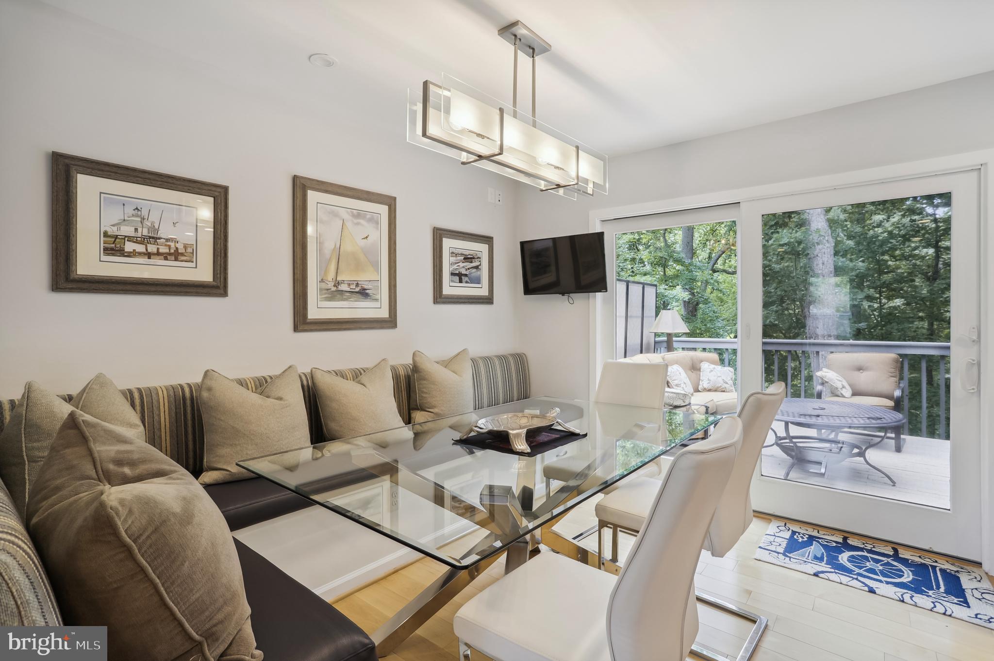 27 Wilelinor Drive Edgewater, MD 21037 - Photo 2 of 35 Breakfast Nook with Built-In Bench