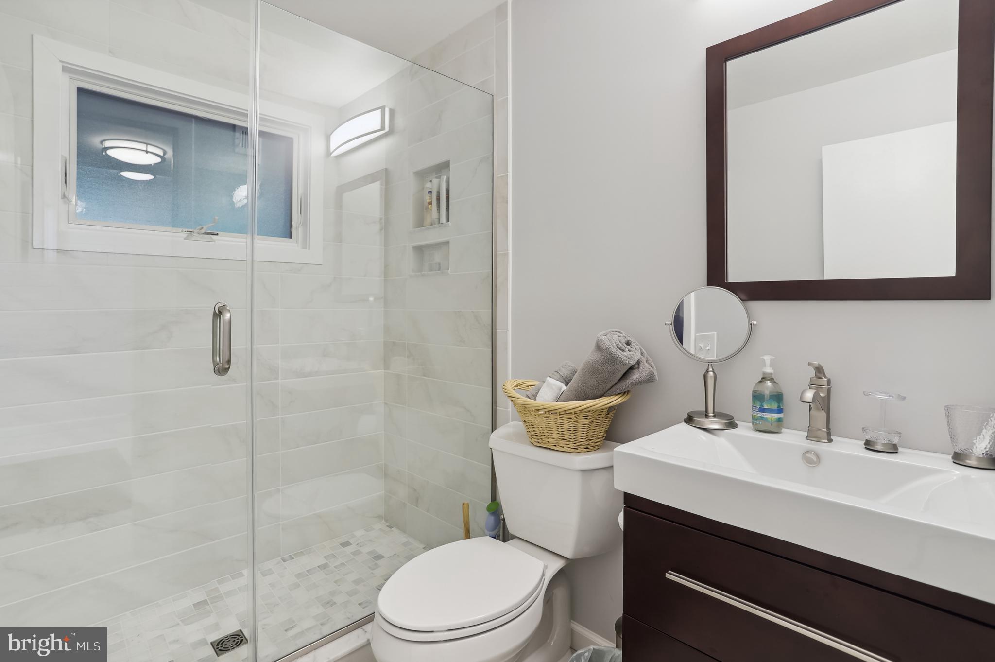 27 Wilelinor Drive Edgewater, MD 21037 - Photo 34 of 35 Basement Bath