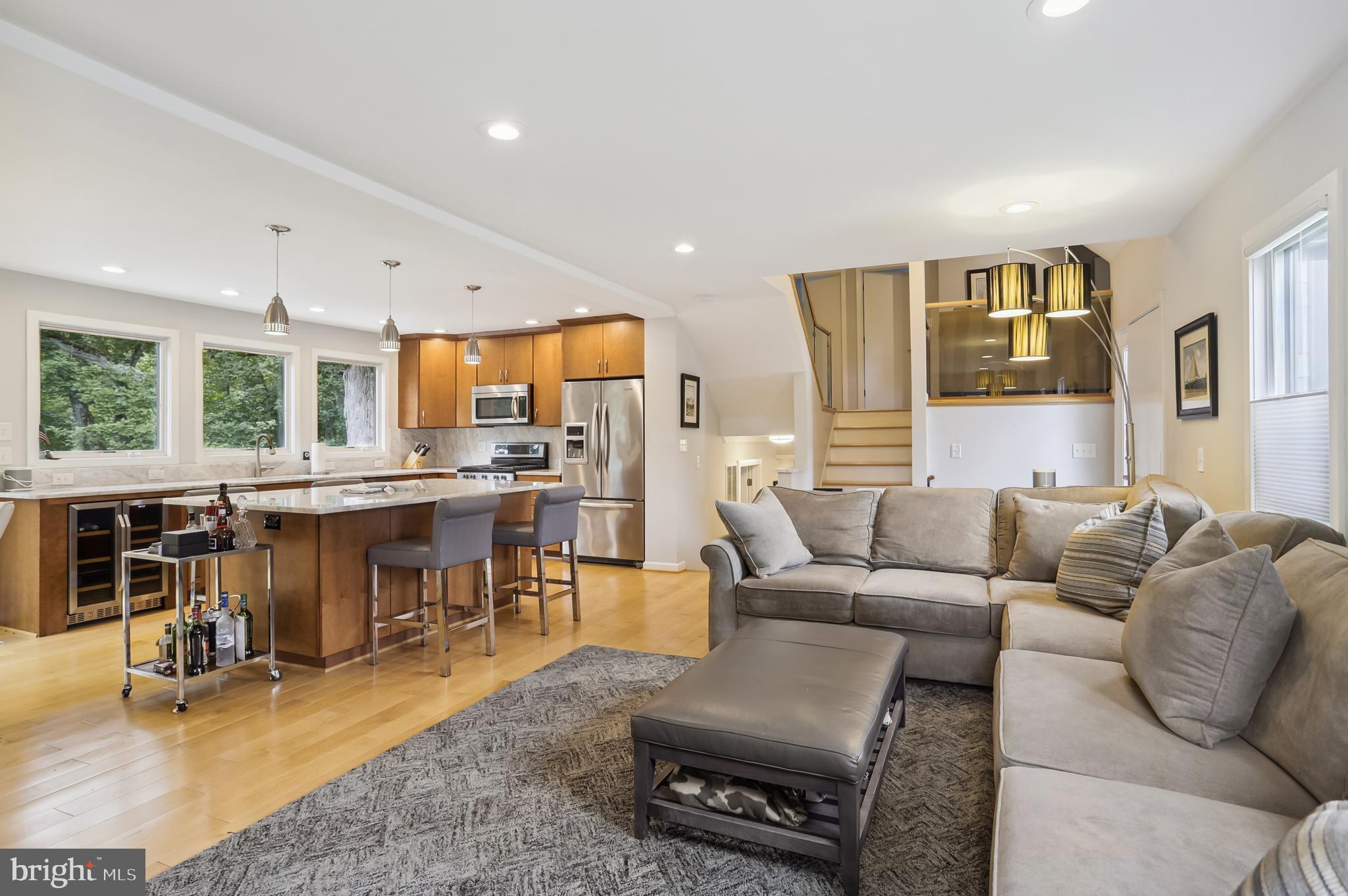 27 Wilelinor Drive Edgewater, MD 21037 - Photo 8 of 35 Open Kitchen and Living Room