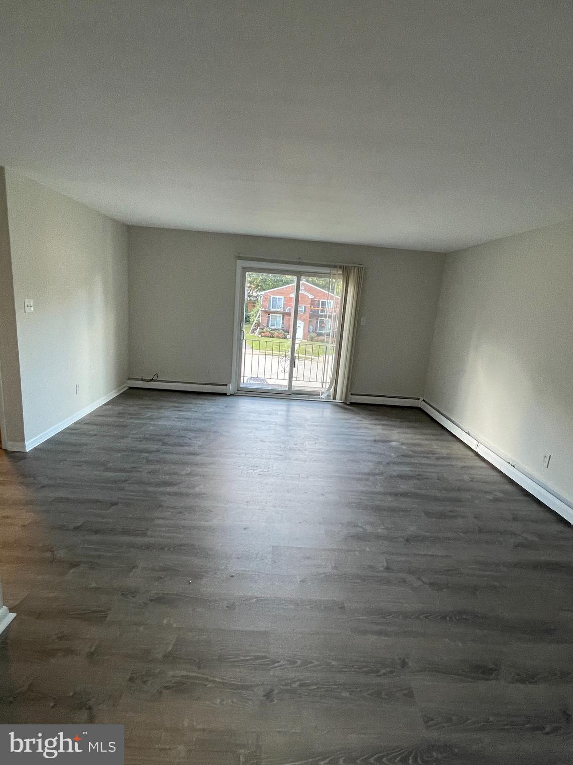 839 Garrett Lane, Unit 2A Springfield, PA 19064 - Photo 5 of 10