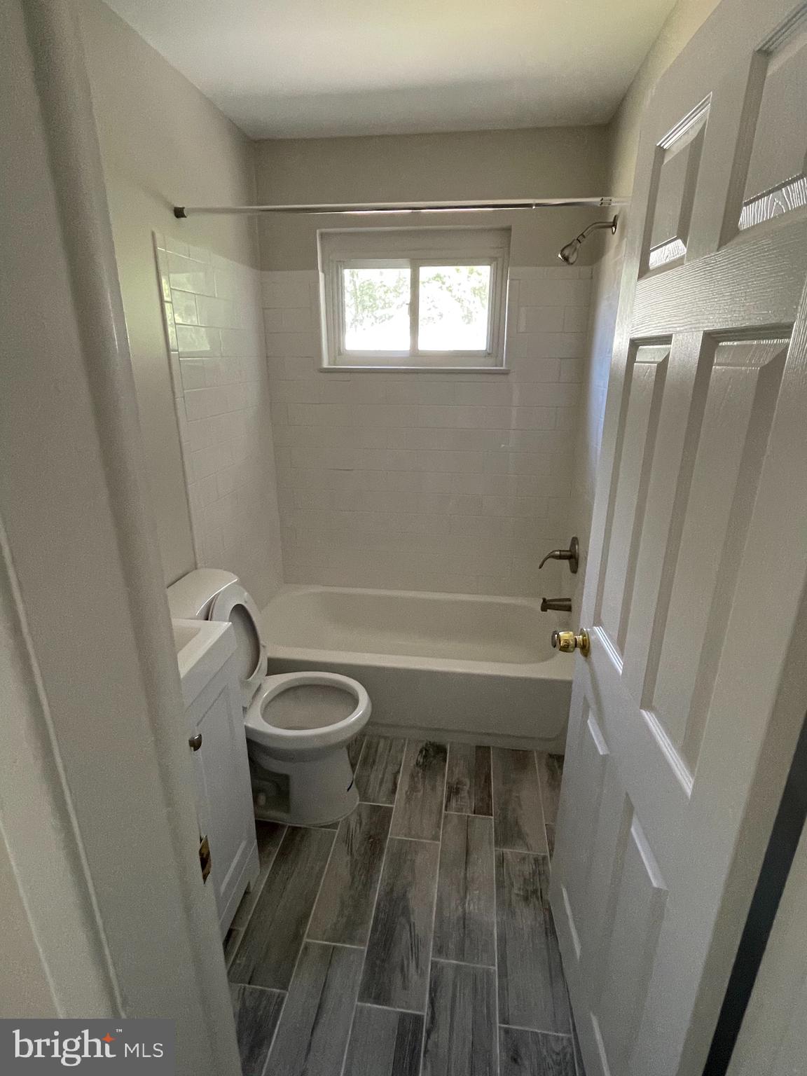 839 Garrett Lane, Unit 2A Springfield, PA 19064 - Photo 9 of 10