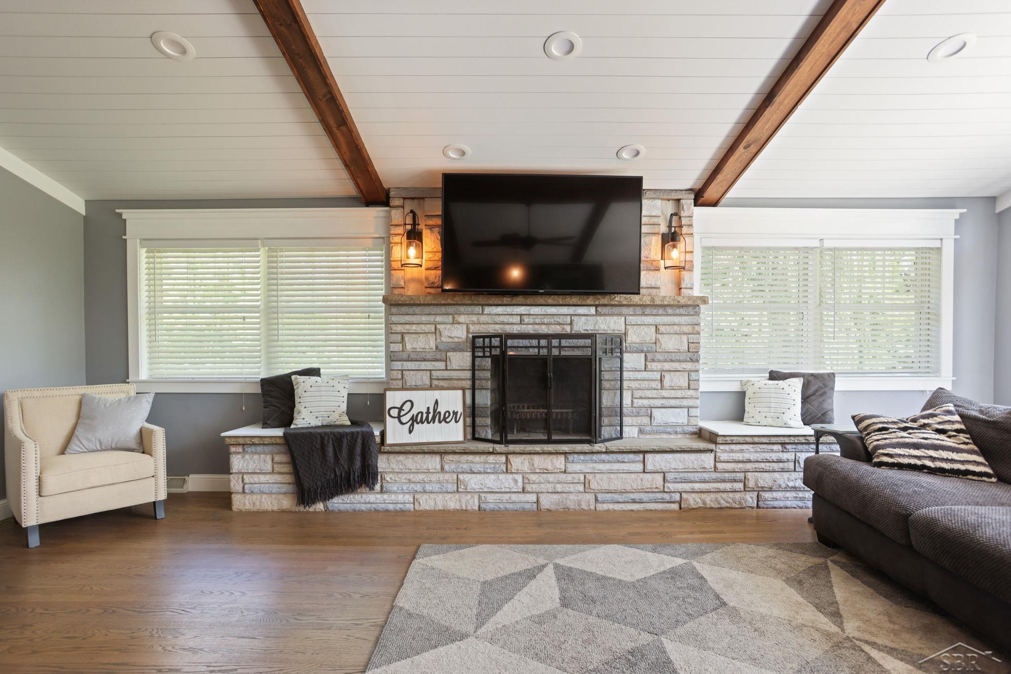 1360 Hemmeter Road Saginaw, MI 48638 - Photo 8 of 52 50121320-7.JPG