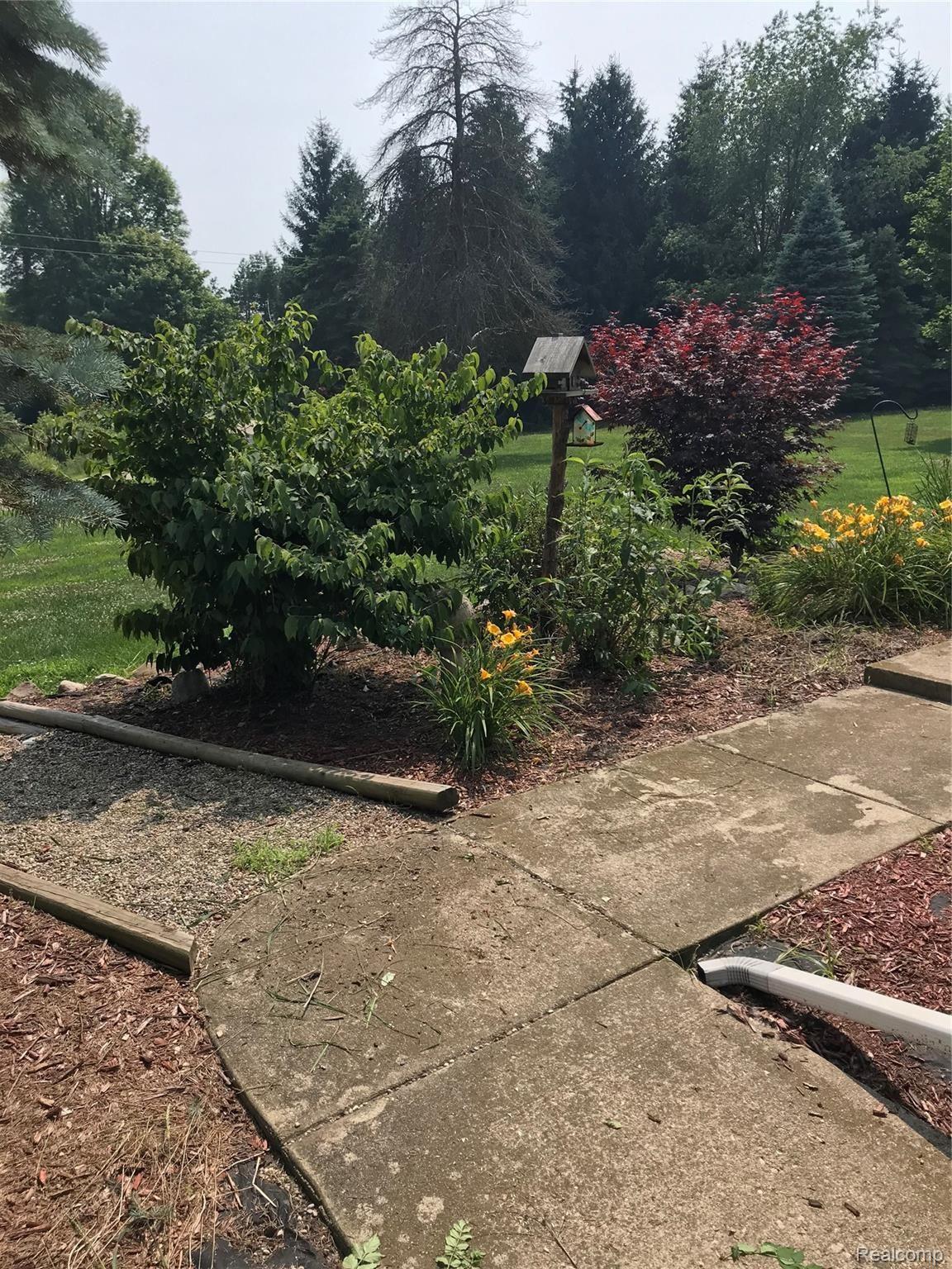 10236 West Sober Road Perry, MI 48872 - Photo 12 of 75 3C5C810F-9B55-4F08-89DB-72748594313B.jpeg