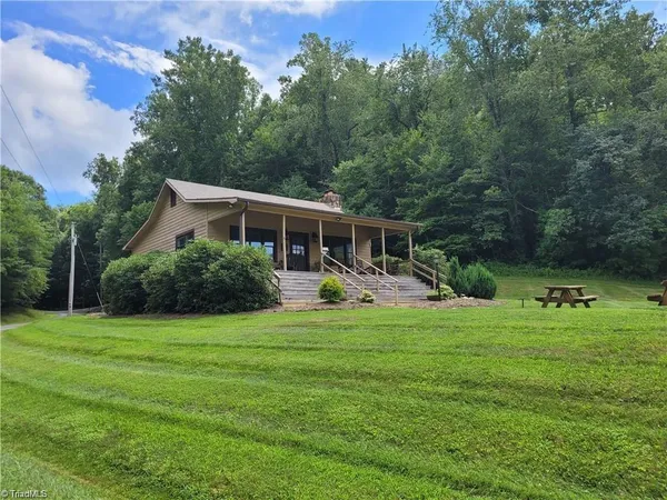 $25,900 | Lot 35 Baldwin Drive, Lowgap, NC 27024