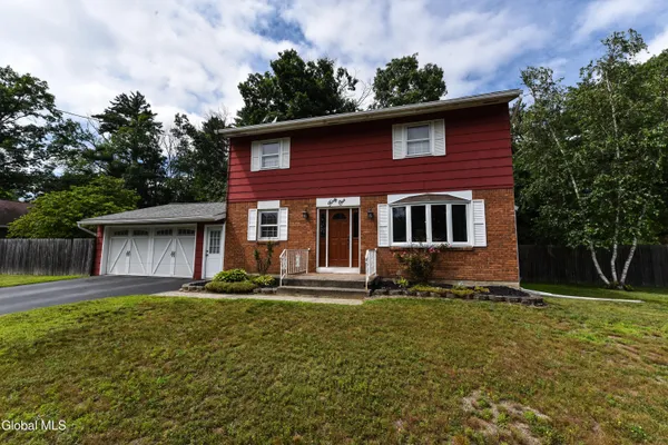 $339,000 | 41 Margaret Drive, Milton, NY 12020