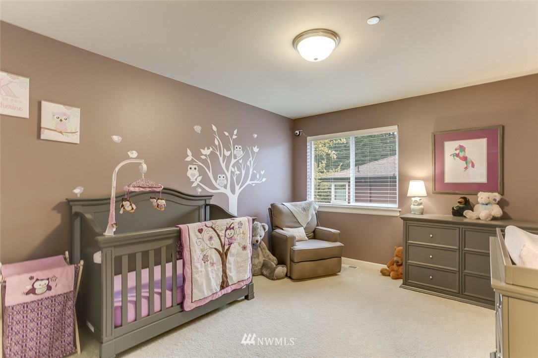 19618 94th Avenue Northeast Bothell, WA 98011 - Photo 14 of 22 Gallery Image 14