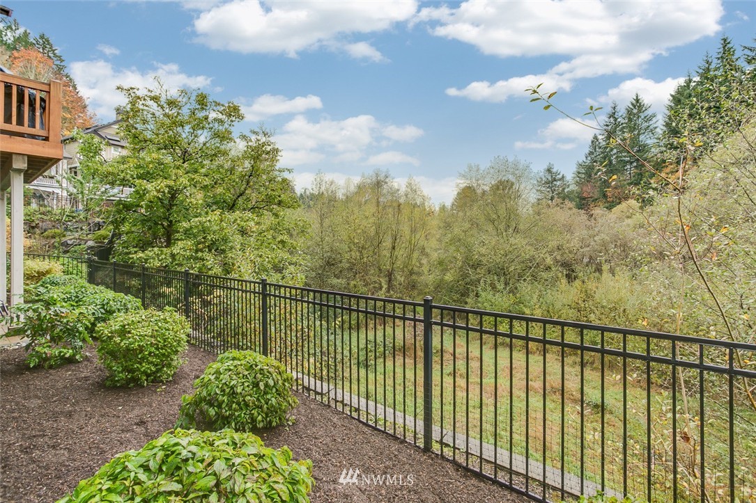 19618 94th Avenue Northeast Bothell, WA 98011 - Photo 22 of 22 Gallery Image 22