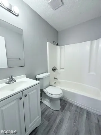 $1,345 | 1720 Southeast Santa Barbara Place, Cape Coral, FL 33990