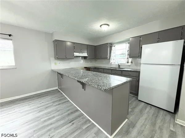 $1,345 | 1720 Southeast Santa Barbara Place, Cape Coral, FL 33990