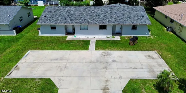 $1,345 | 1720 Southeast Santa Barbara Place, Cape Coral, FL 33990