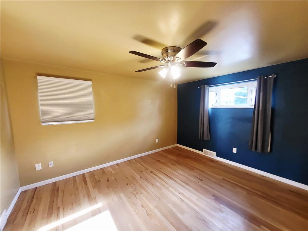 685 Pettigrew Road Irwin, PA 15642 - Photo 14 of 32 Master bedroom