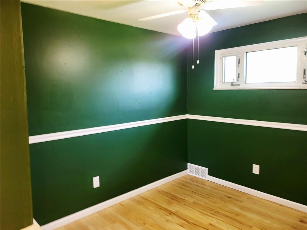 685 Pettigrew Road Irwin, PA 15642 - Photo 19 of 32 Third bedroom