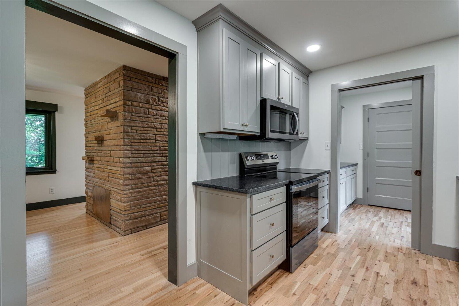 395 Robinson Lane Decatur, TN 37322 - Photo 16 of 54 24-395 Robinson Ln-19