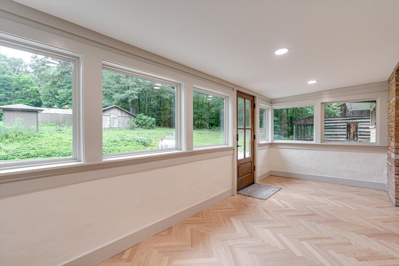 395 Robinson Lane Decatur, TN 37322 - Photo 19 of 54 28-395 Robinson Ln-27