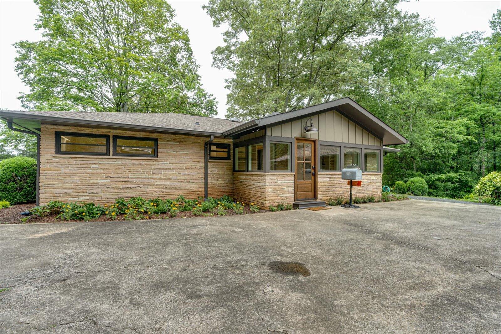 395 Robinson Lane Decatur, TN 37322 - Photo 32 of 54 34-395 Robinson Ln-29