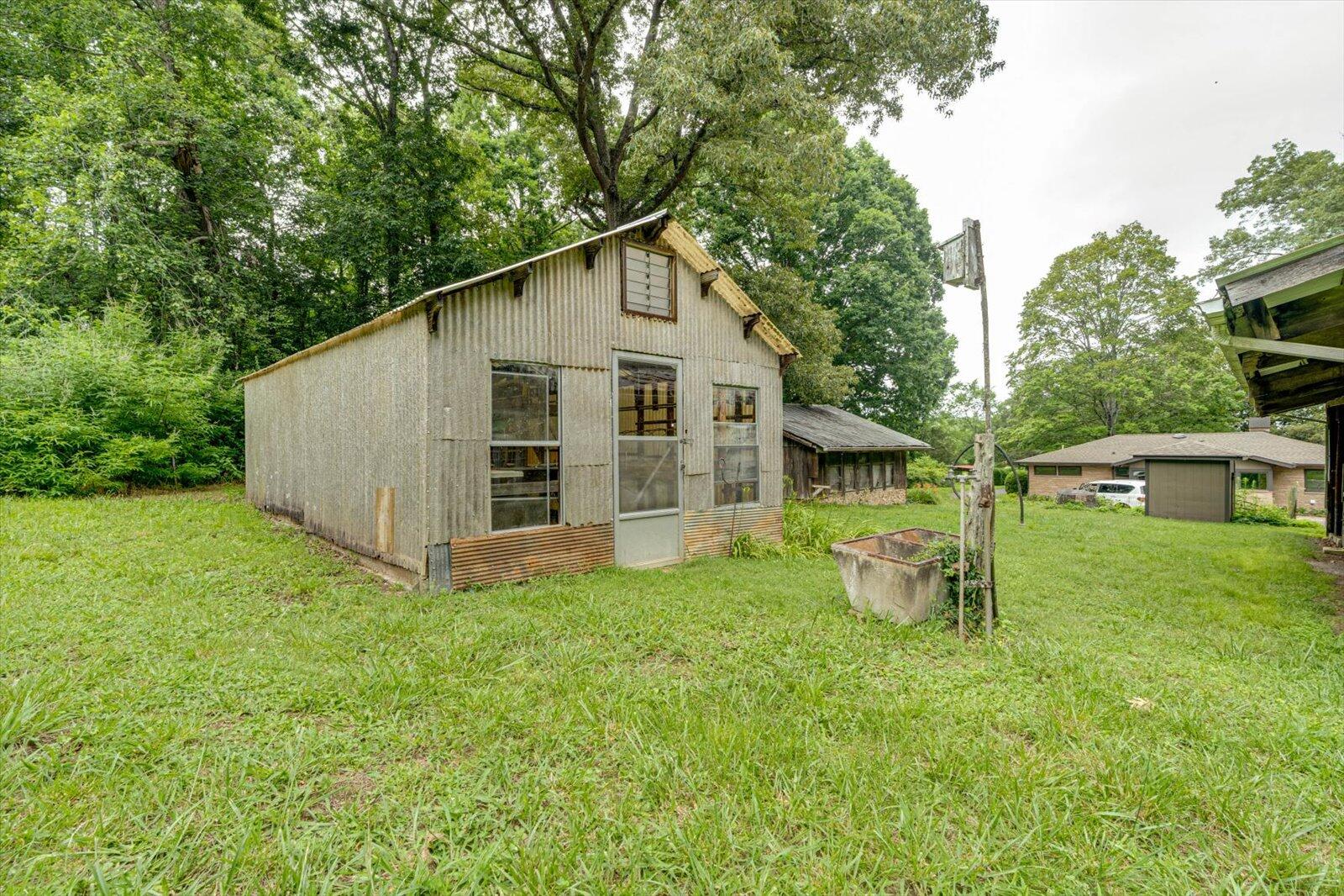 395 Robinson Lane Decatur, TN 37322 - Photo 41 of 54 44-395 Robinson Ln-39