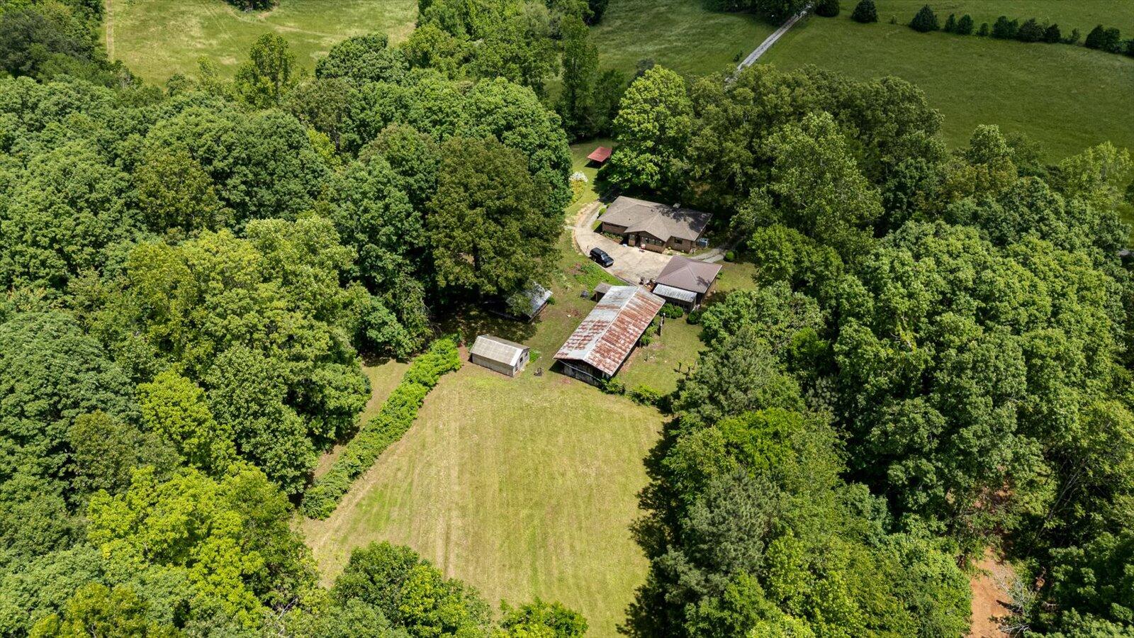 395 Robinson Lane Decatur, TN 37322 - Photo 51 of 54 46-395 Robinson Ln-45