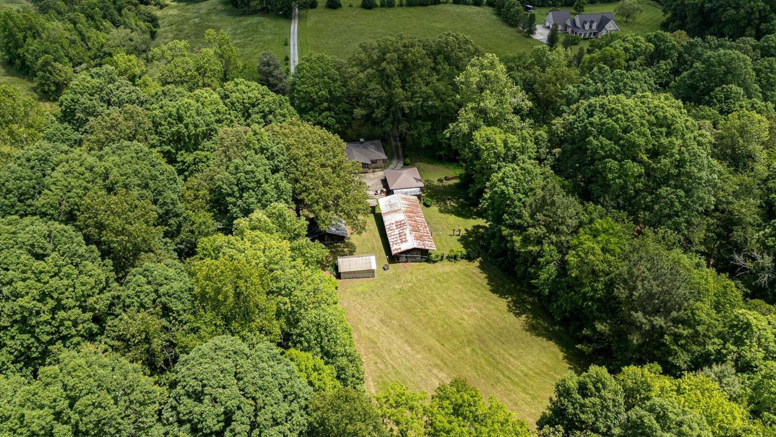 395 Robinson Lane Decatur, TN 37322 - Photo 52 of 54 45-395 Robinson Ln-44