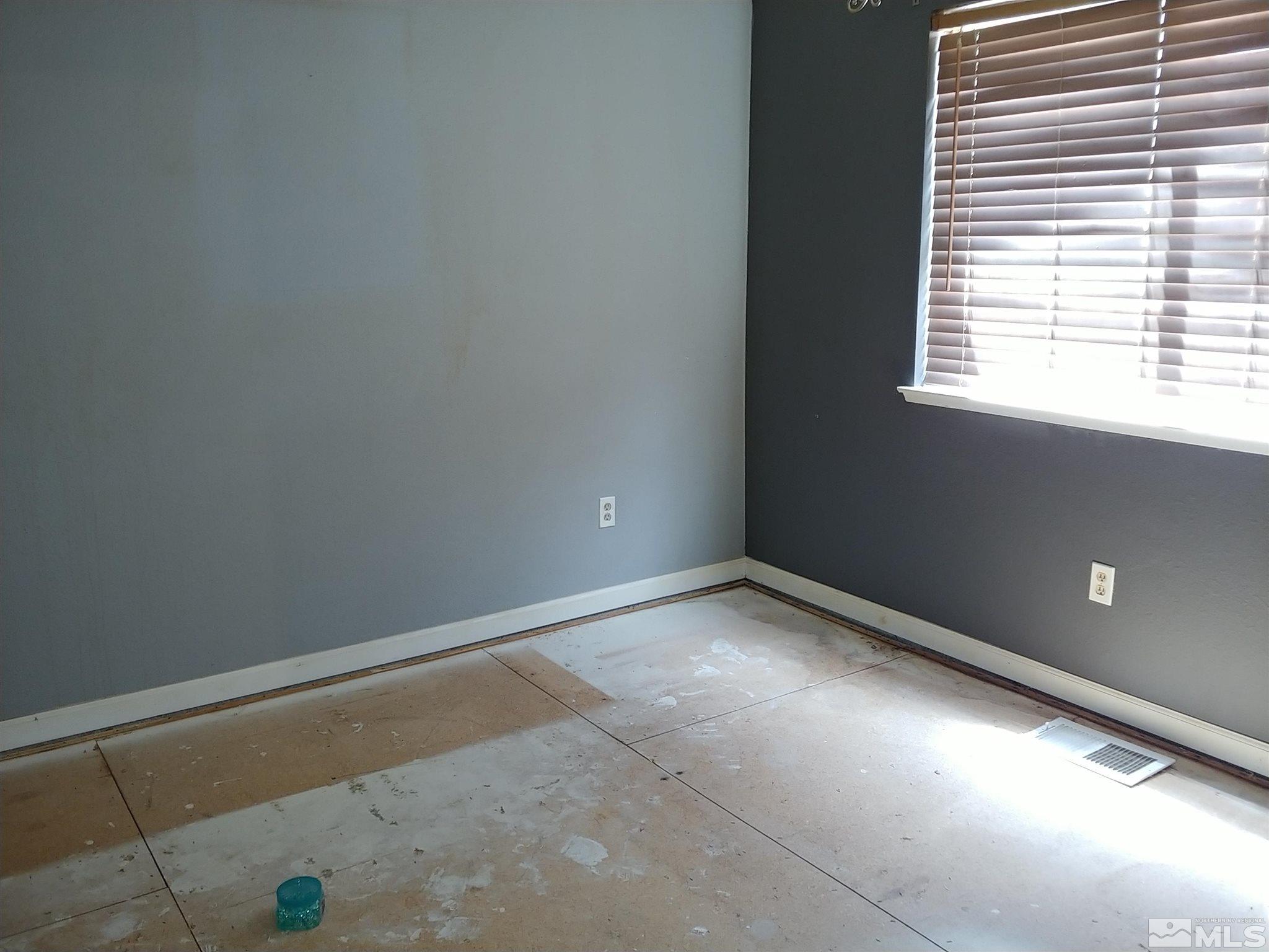6615 Lotus Street Reno, NV 89506 - Photo 7 of 16 a view of empty room