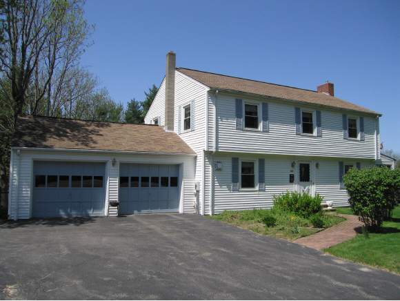 202 Main Street Sandown, NH 03873 - Photo 1 of 1 Gallery Image 1