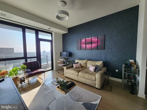 $2,800 | 1650 Silver Hill Drive, Unit 1608, McLean, VA 22102