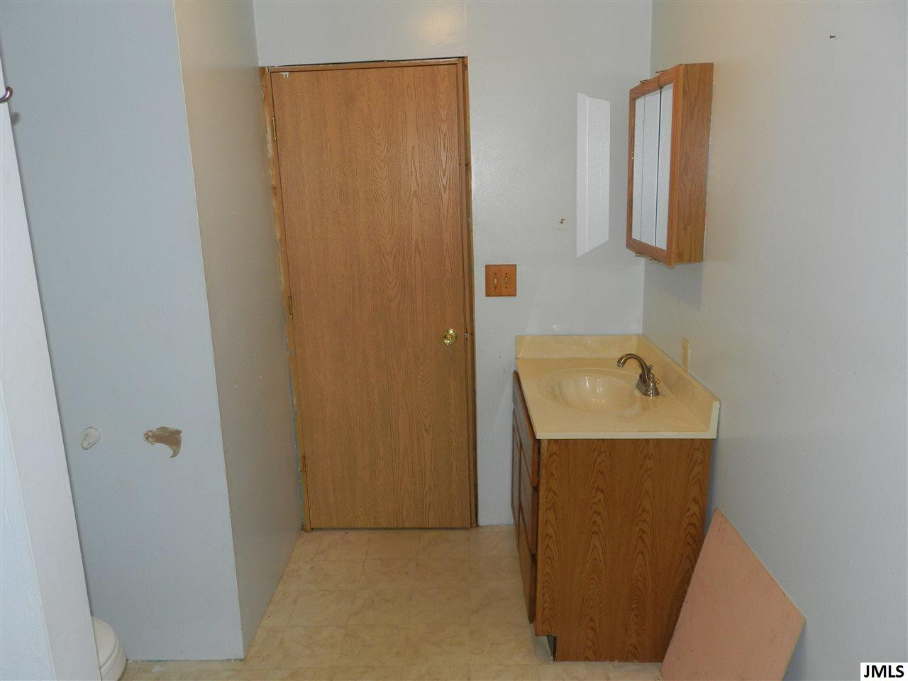 8998 Garfield Road Parma, MI 49269 - Photo 13 of 17 Photo 13
