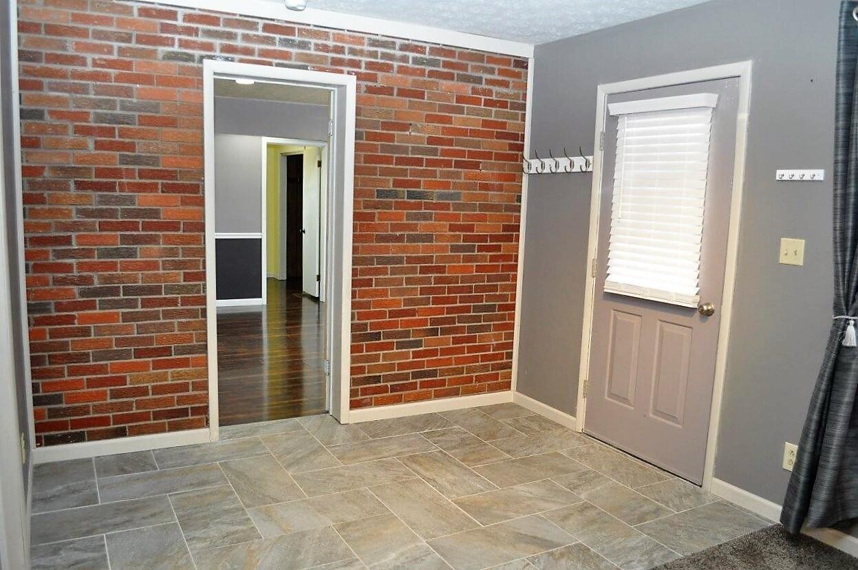 940 County Line Road Northeast Bremen, OH 43107 - Photo 24 of 53 Owner Retreat Private Entry-940 County Line Road NE Bremen OH 43107