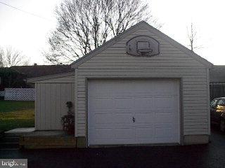 809 Furnace Hills Pike Lititz, PA 17543 - Photo 3 of 5